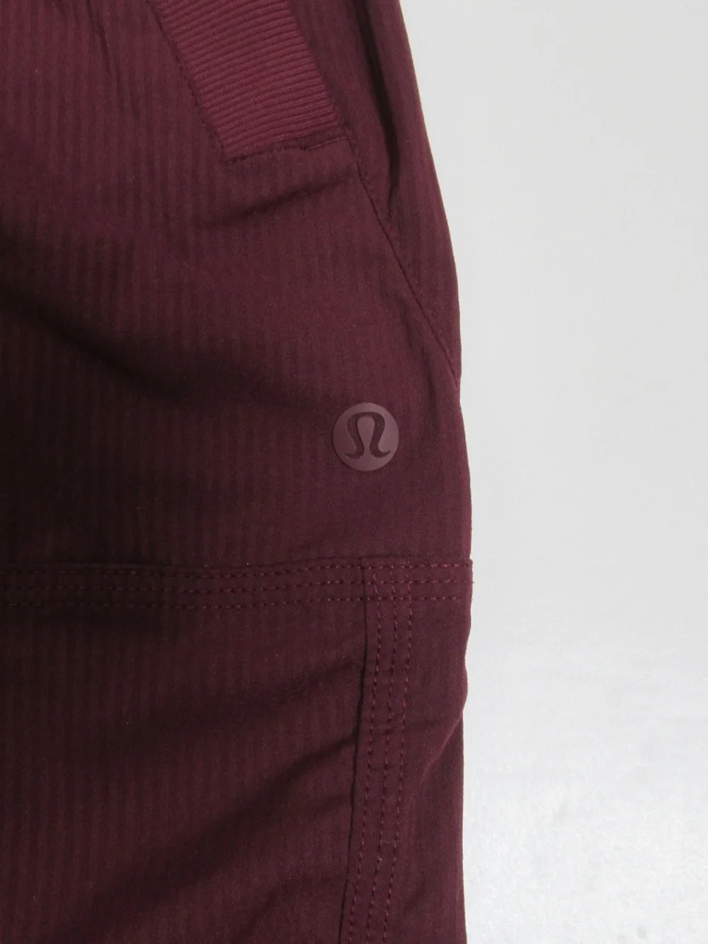 Lululemon Women's Dance Studio Mid-Rise Pant *Regular Garnet Size 4
